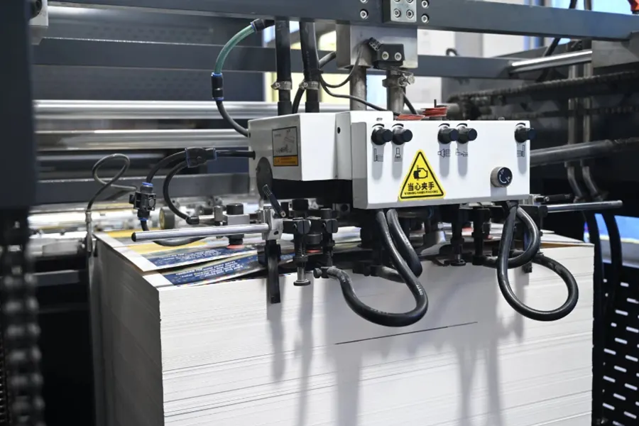 Tailored Commercial Prints, Crisp Durability