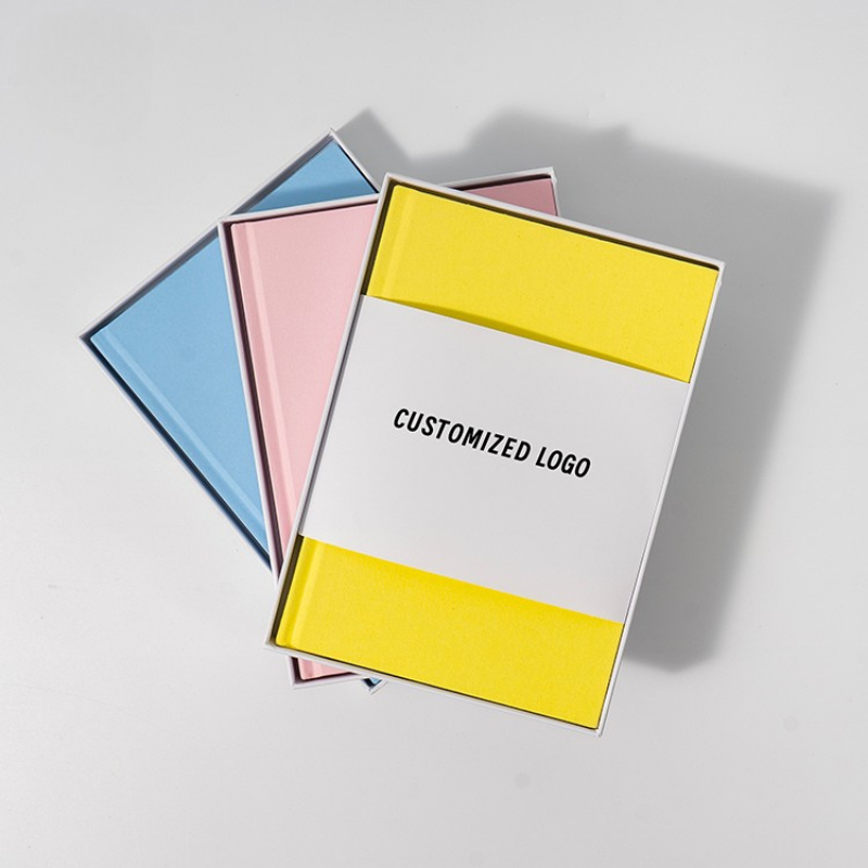 Custom Linen Notebook Set (1)