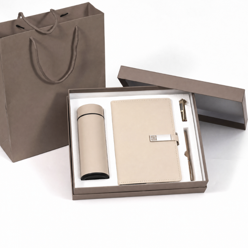 Two-Piece Lid and Base Box